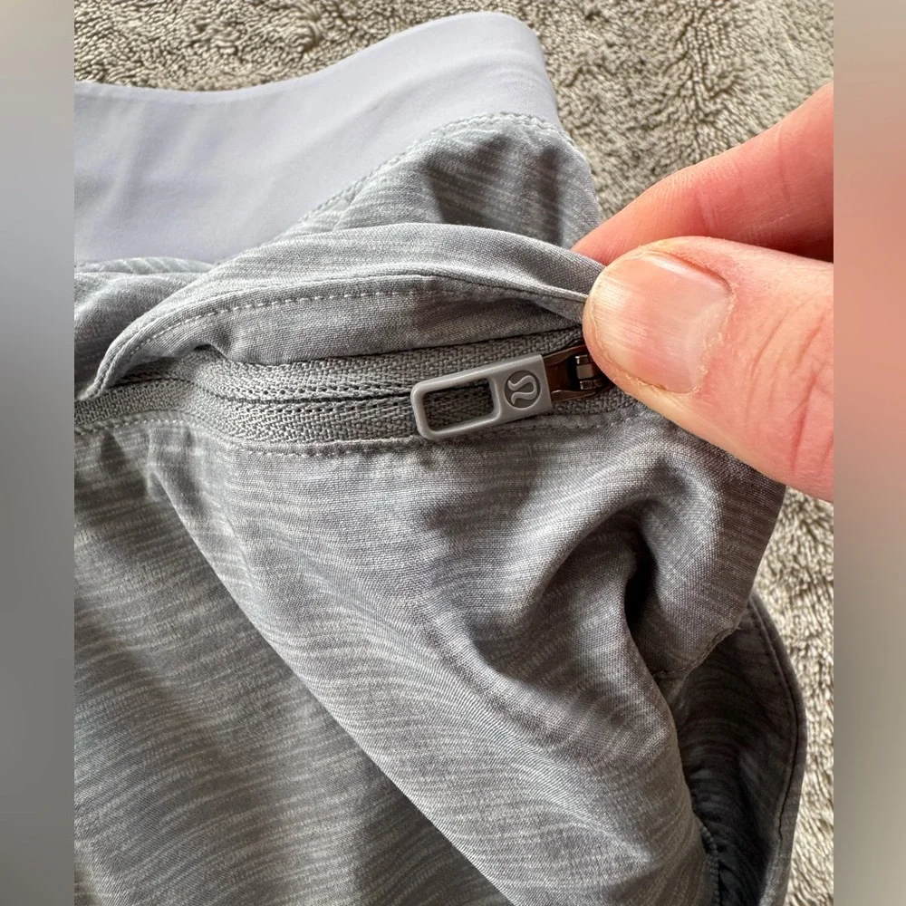 Lululemon T.H.E. Short 9" Linerless Men’s Shorts - Picture 7 of 10
